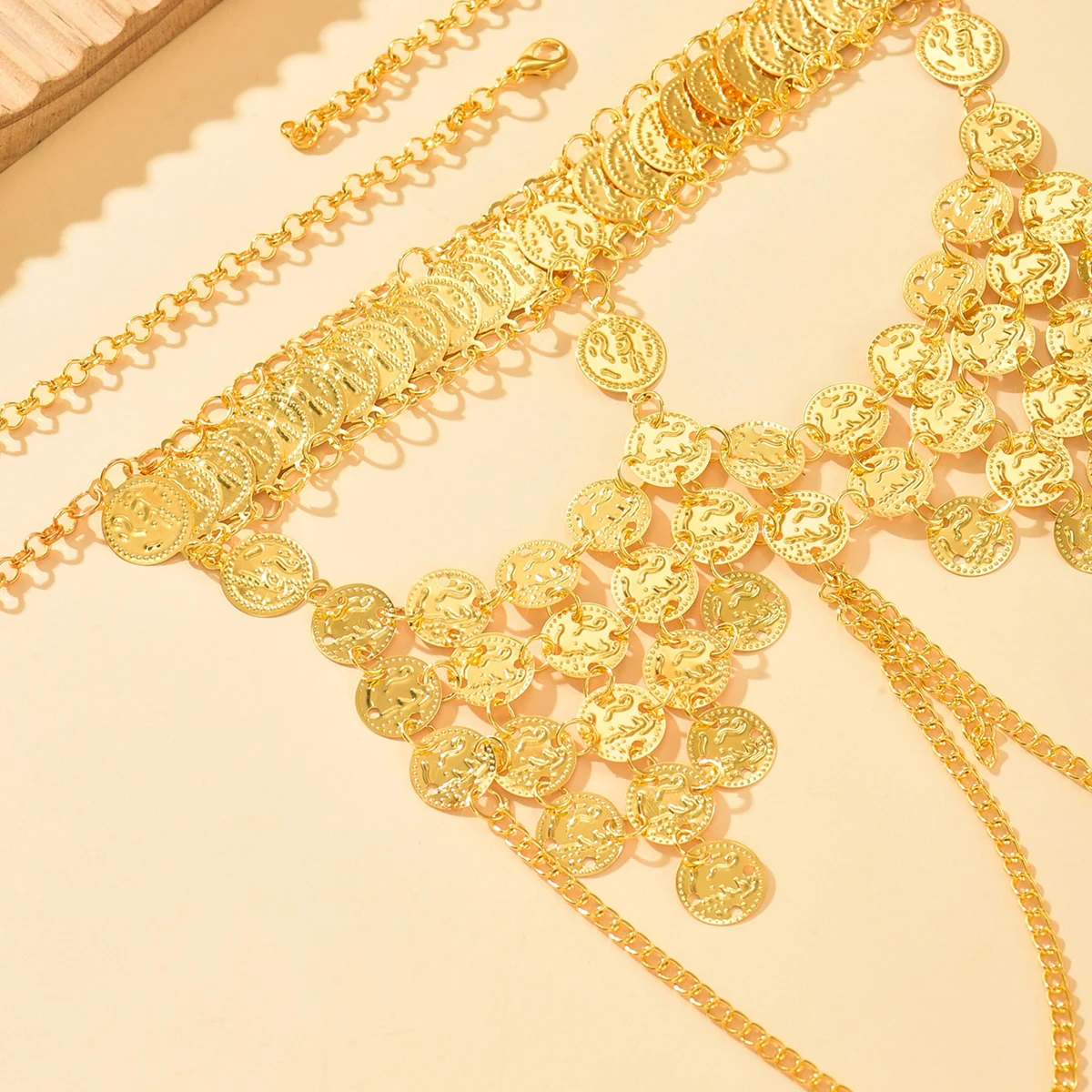 قلادة عملات تراثية بطبقتين – ستايل شرقي أنيق