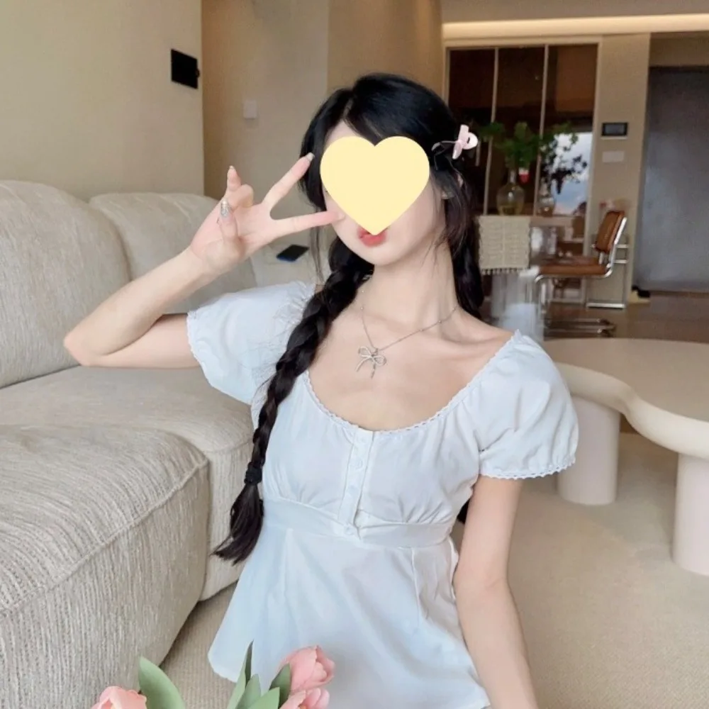 Description Picture 5 of itemShort Sleeved Female Low-necked Tops Shirt Commuting Bottoming Shirt Korean Ins Style White Short T-shirts Thin White