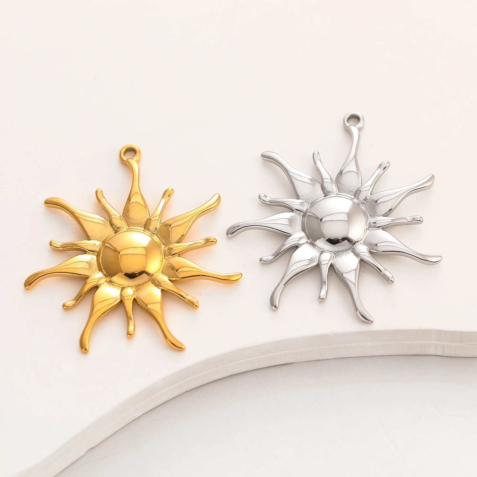 3 Stück Edelstahl-Sonnenblumen-Anhänger im Boho-Stil für die Schmuckherstellung, niedliche goldfarbene DIY-Ohrringe, Halsketten-Accessoires – Detail 8