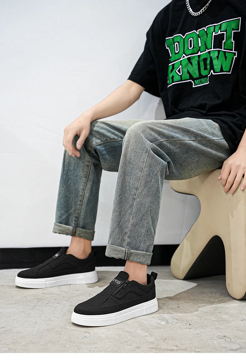 Description Picture 2 of itemMen's low cut fabric face fashionable and trendy youth casual sports shoes