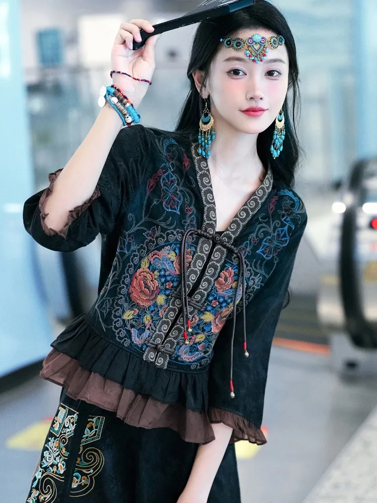 Retro Jacquard Embroidered V-neck Cardigan New Ancient Chinese Clothing Women's Three-Piece Suit
