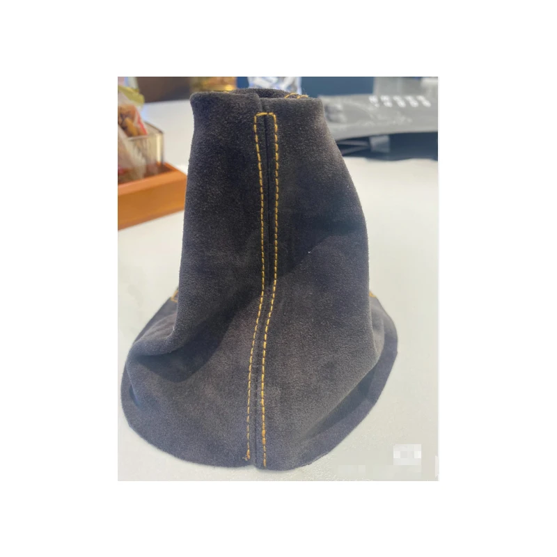 

Пылезащитный чехол для Civic 8-го поколения с ручной передачей