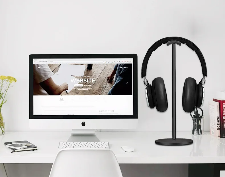Curved Aluminum Headphone Stand 14