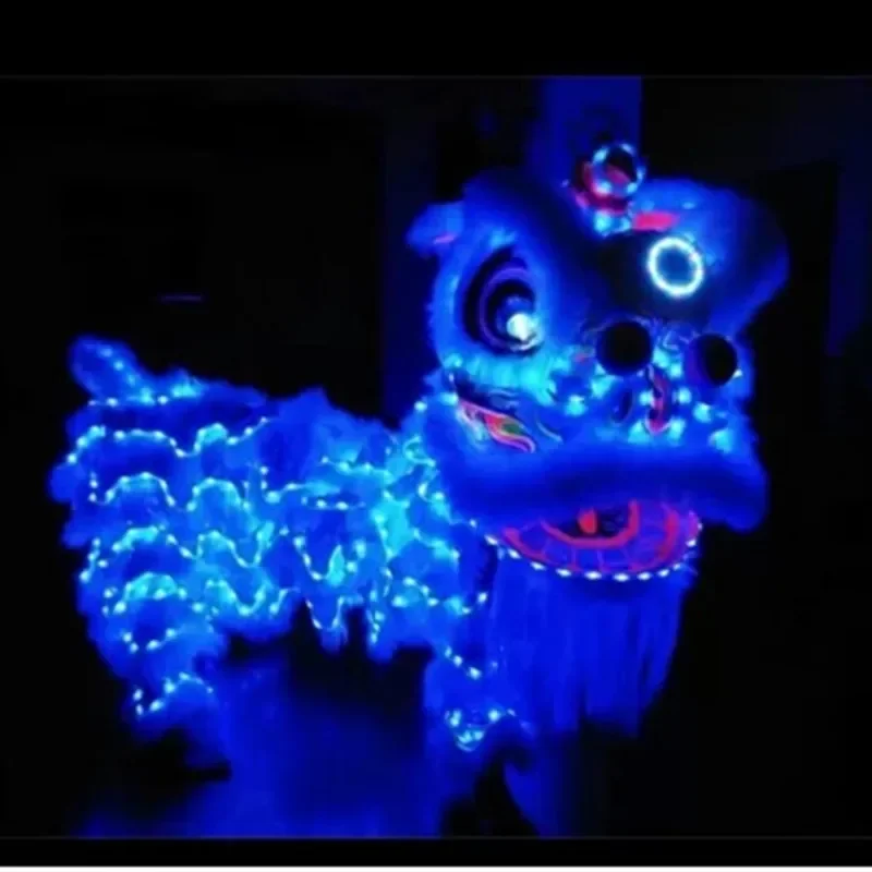 Рисунок 3 - Танцевальный костюм со светодиодной