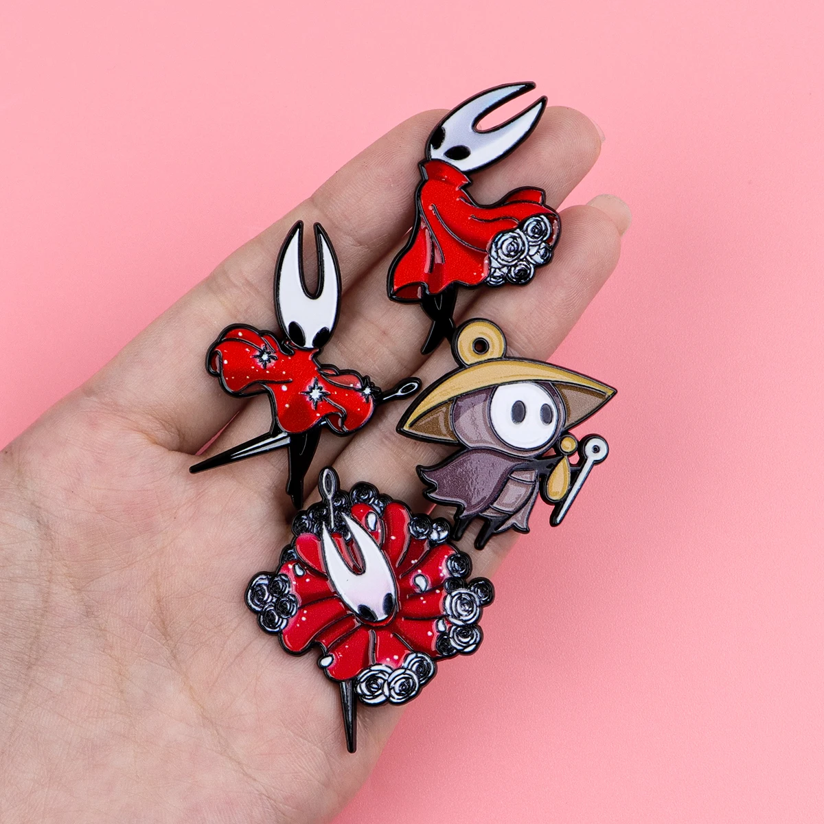 Spiel-Figuren Emaille-Pins Niedliche Cartoon-Wolf-Broschen für Rucksäcke Kragen-Anstecknadeln Schmuck-Abzeichen für Fans Geschenk-Accessoires – Detail 7