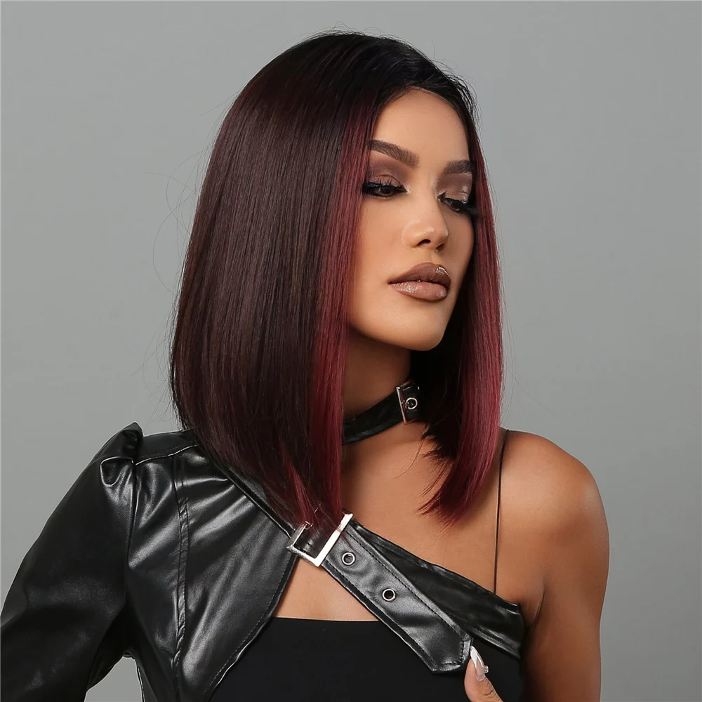 HAIRCUBE Bob-Perücken für Damen, kurze schwarze Bob-Perücke mit roten Highlights, Mittelteil, Kunsthaar-Perücken, hitzebeständiges Cosplay-Haar_voghion.com