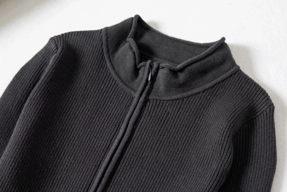 Apron elegant high neck zipper front knitted sweater women's solid seven-point pullover winter spring fashion garment cardigan