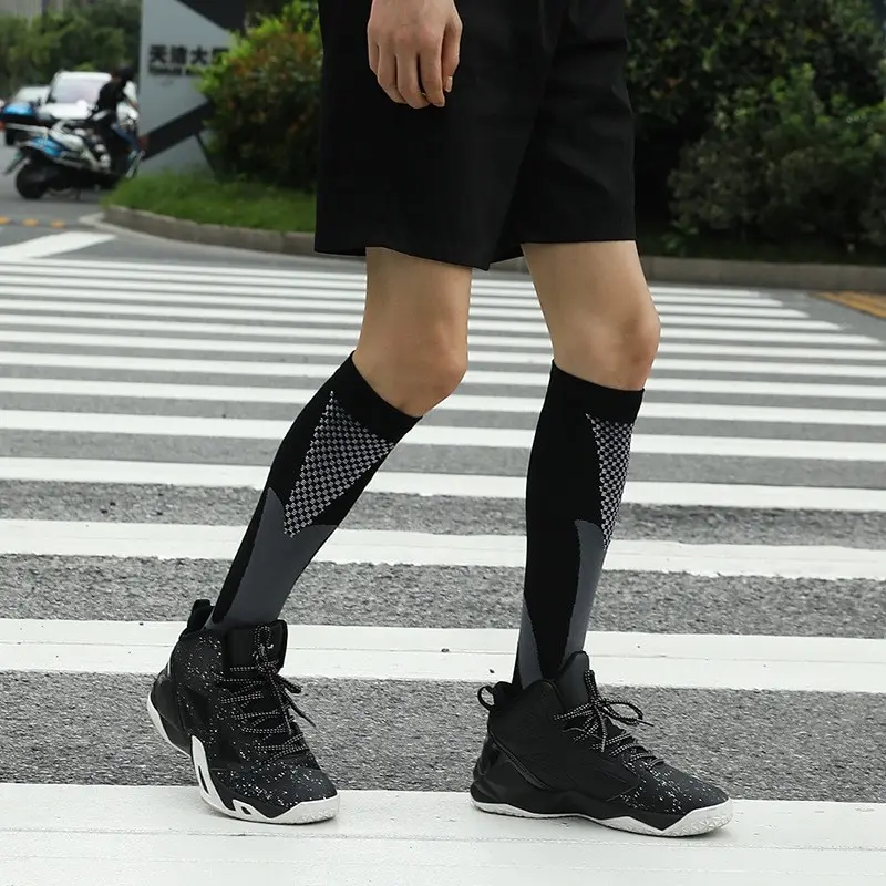 Sports Socks 1 Pair Compression Outdoor Running Football Perspiration Cycling Long Tube Men Color Mesh