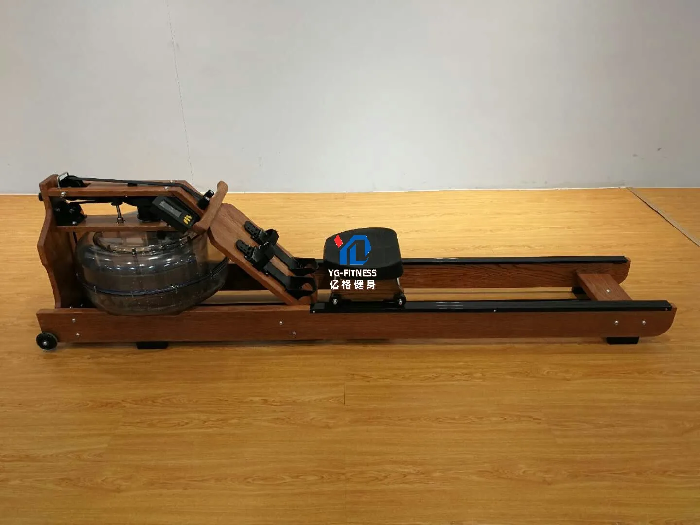 YG FITNESS YG-R002 Best Quality Bodybuilding Wood Rower Water Rowing Machine for Gym