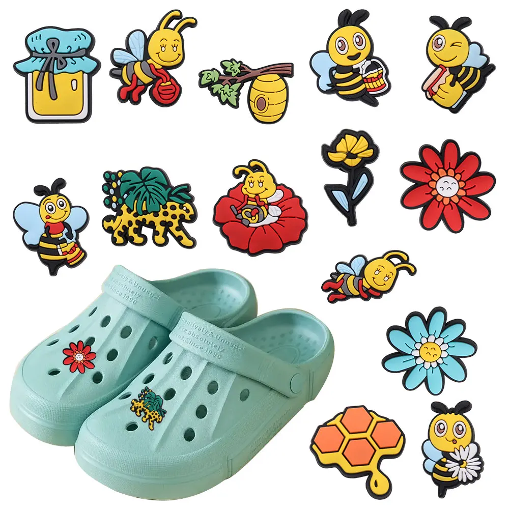 

1-14PCS PVC Cartoon Shoe Charms Insect Honey Croc Jibz Buckle Fit Wristbands Hole Shoes Ornaments Accessories Kids Party Gift