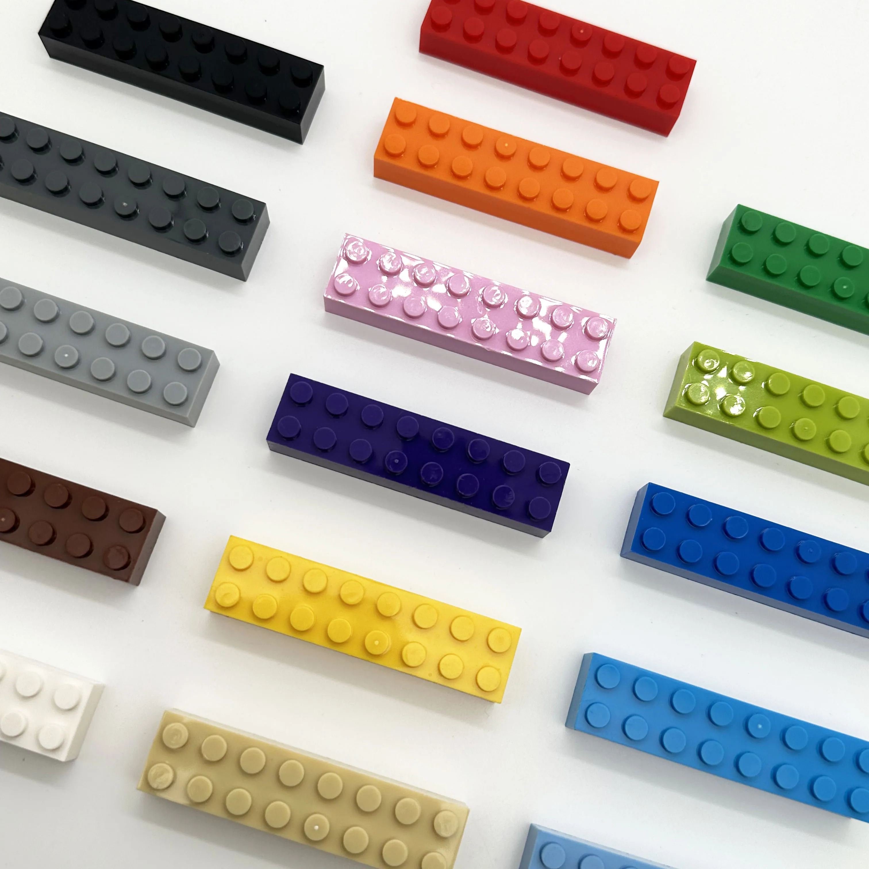 100pcs 2x8 Dot DIY Building Blocks Thick Educational Creative Toys for Children Figures Plastic Bricks Size Compatible With 3007 3