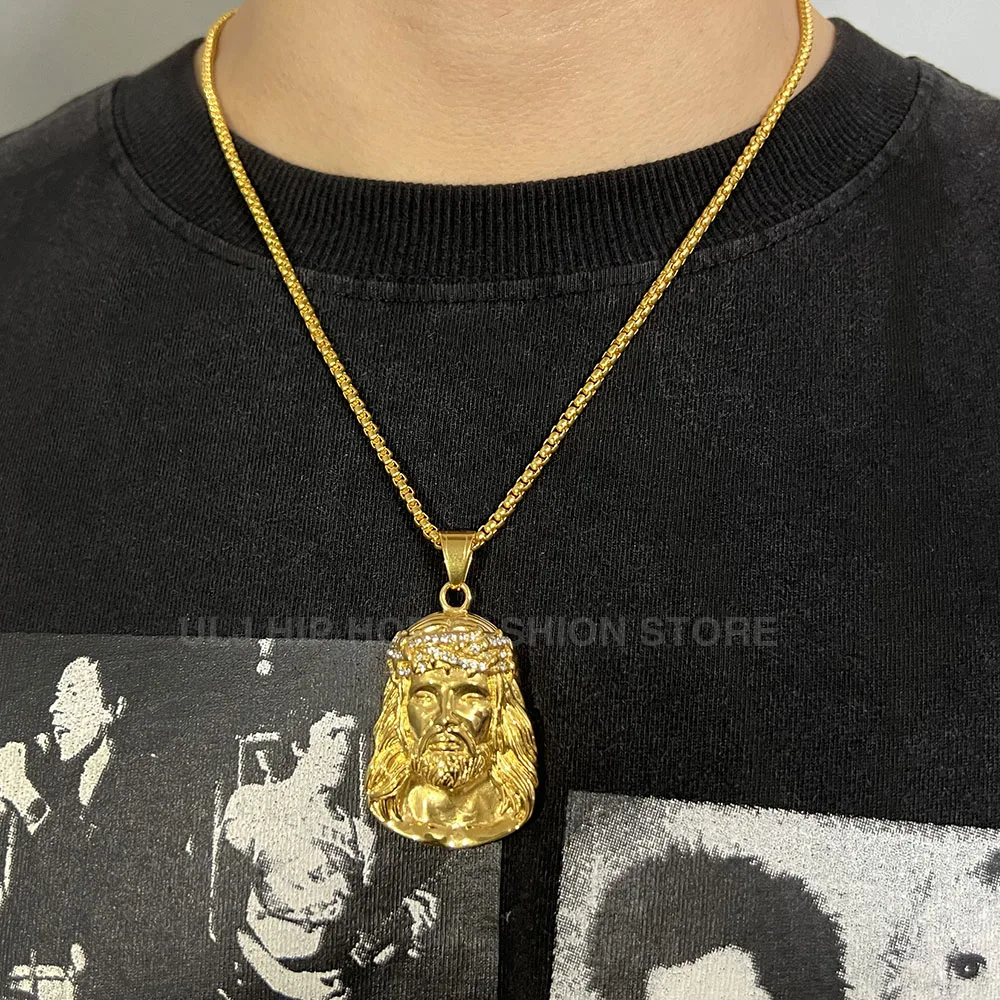 1 Pezzo Ciondolo A Forma Di Testa Di Ges&ugrave; Di Colore Oro Stile