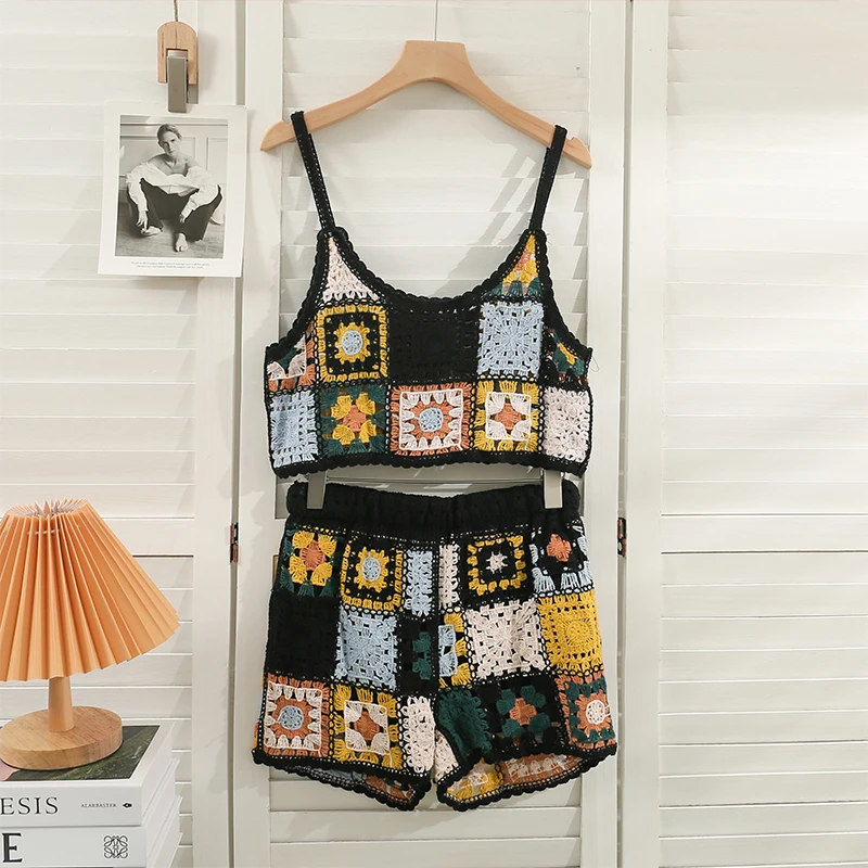 OUMEA Women Sweater Knit Cotton Crochet Top&Shorts Set Granny Square Design Bohemian Style Retro Beach Sets