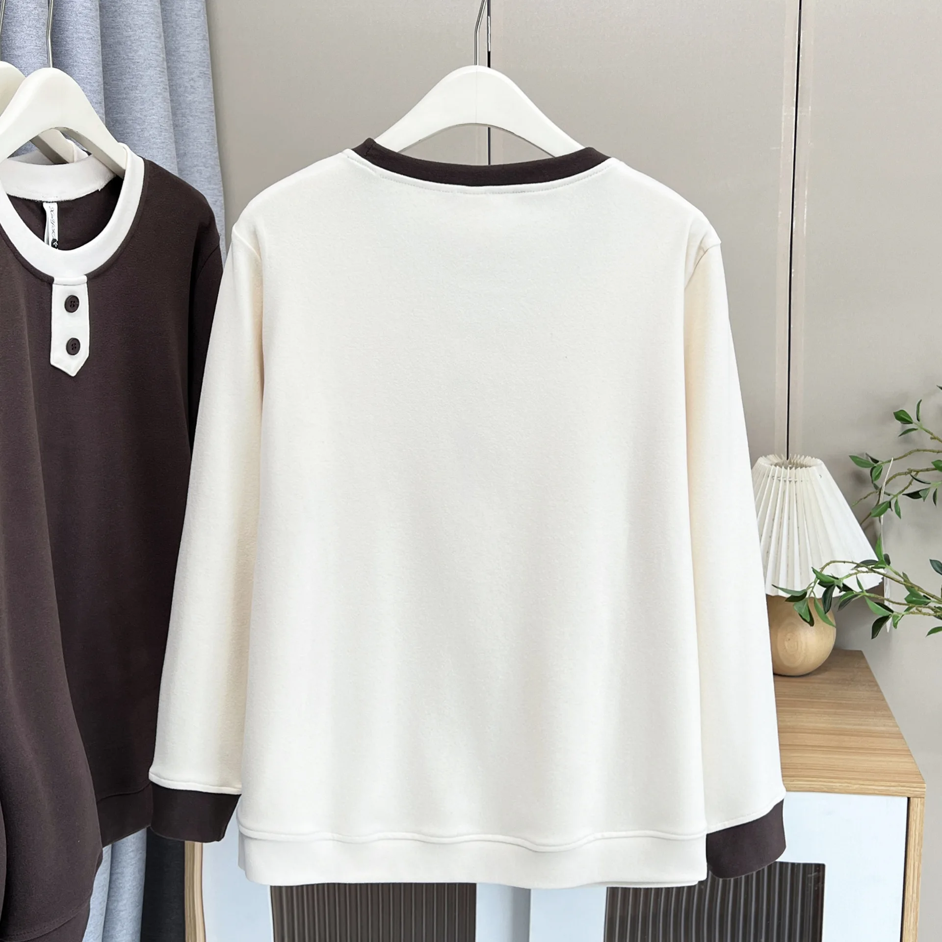 XXXXL Fashion Plus Size Women's T-Shirt Autumn And Winter New Casual Block Color Button double-sided Fleece Warm Tops 804
