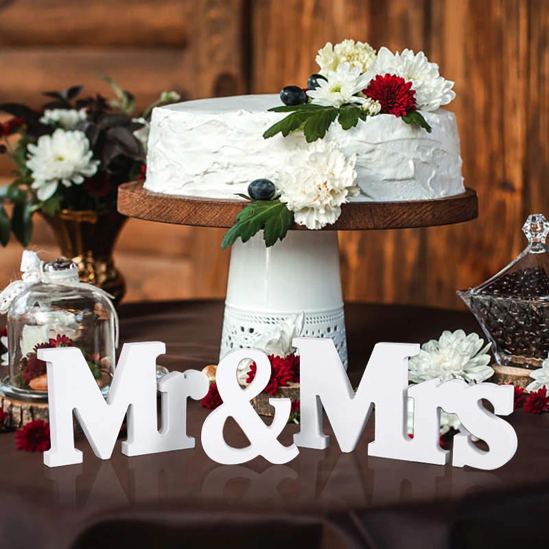 

Mr & Mrs White Letters Wooden Wedding Table Alphabet Decoration Signs for Rustic Wedding Bridal Shower Mariage Party Photo Props