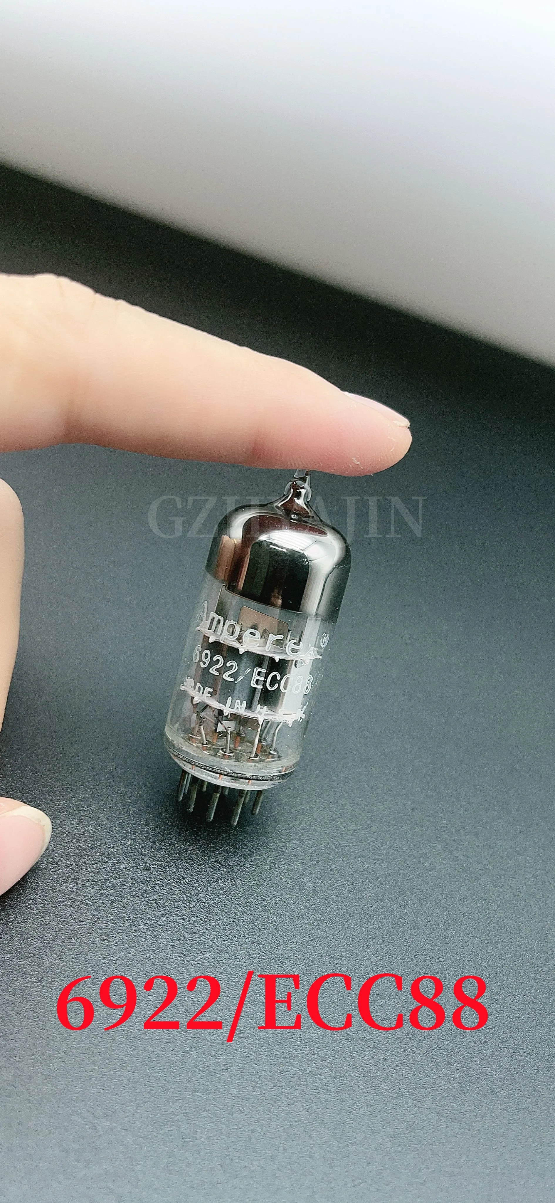 New American Amperex ECC88 6922 electronic tube on behalf of