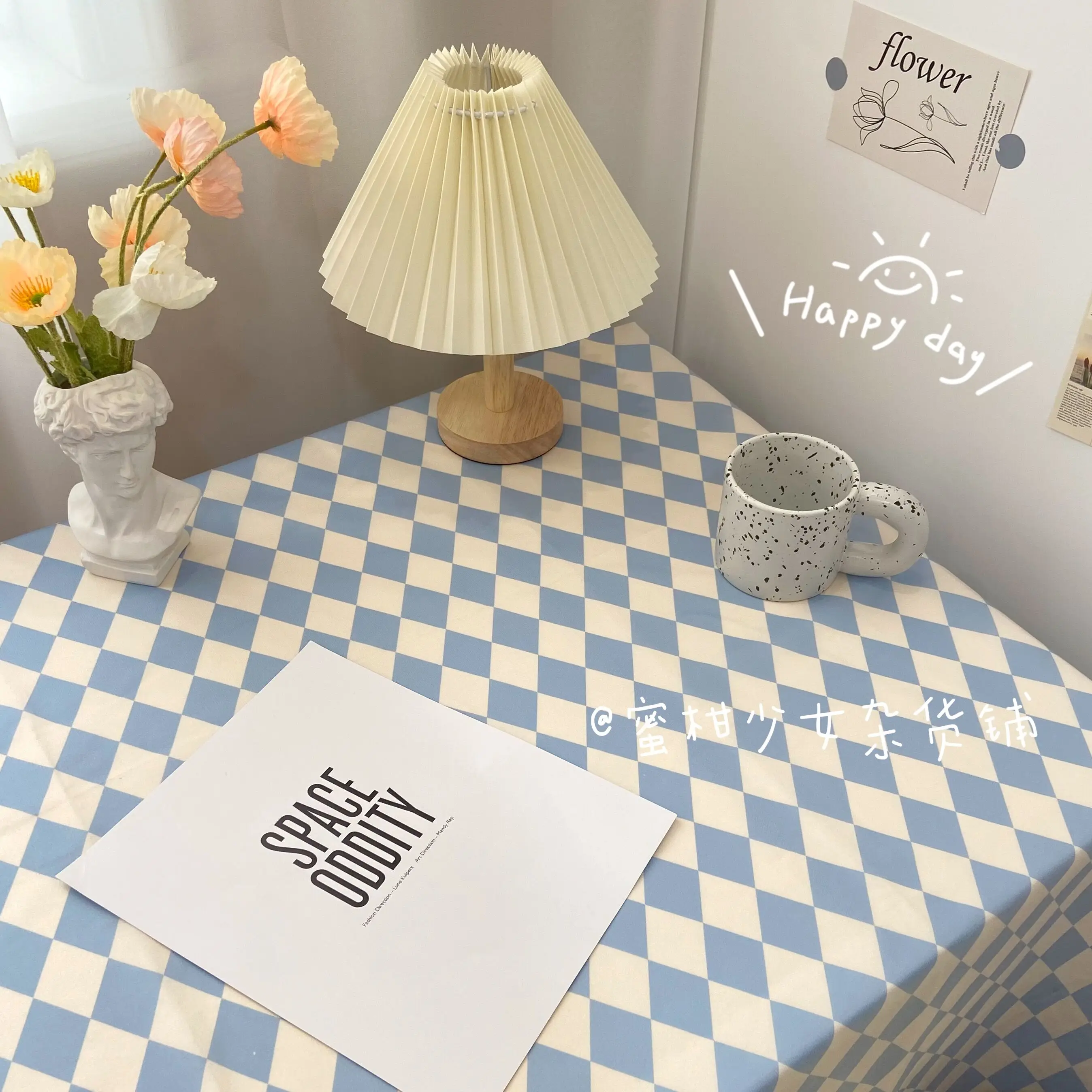 

Bedroom, desk, desk, desk, coffee table, square round table, background cloth