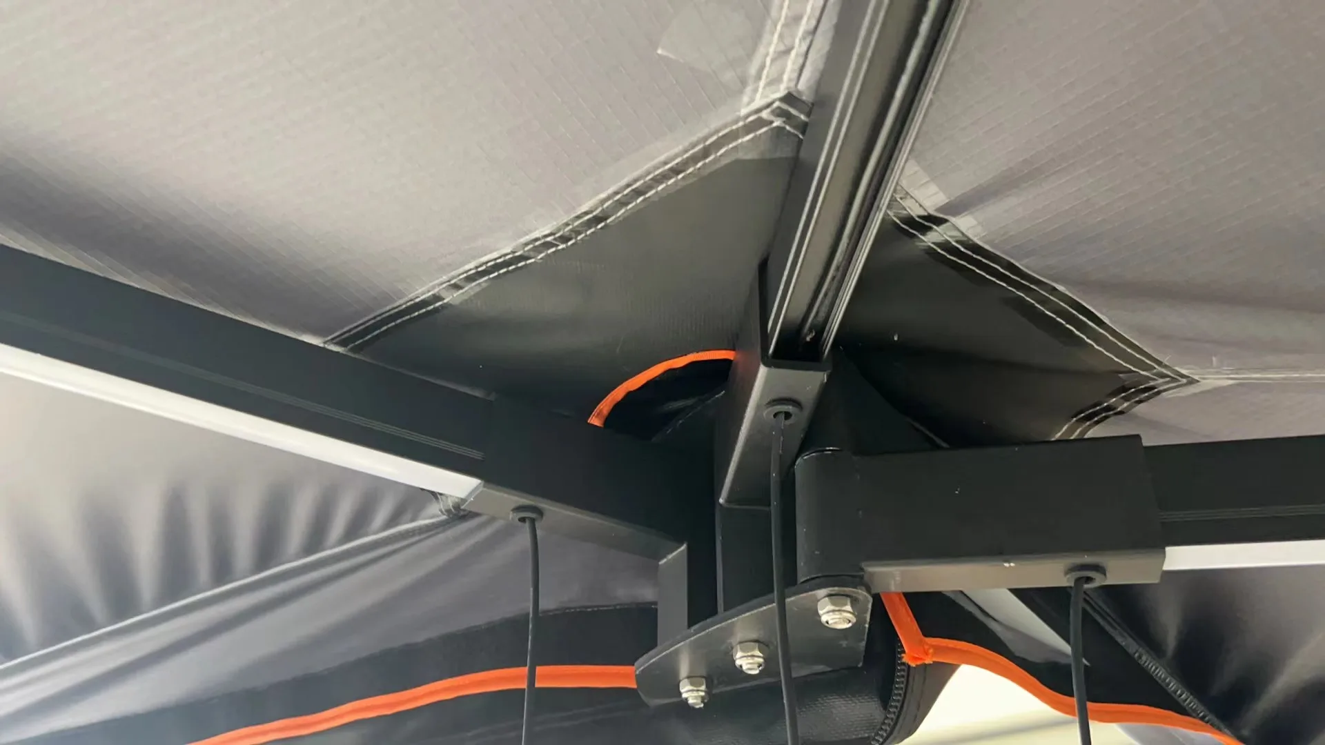 Awning Car Side Awning for Vehicles, Tent Aluminum 600D Oxford Cloth Roof Top, UV Thermal Insulation, Rainproof, 270 Degree