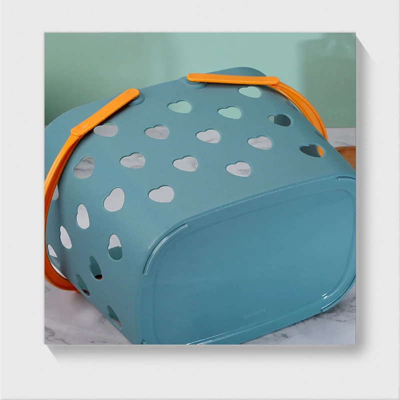 

Portable Bath Basket Bathroom Toiletries Hollow Heart-shaped Bath Basket Small Bath Basket Dirty Clothes Collection Basket