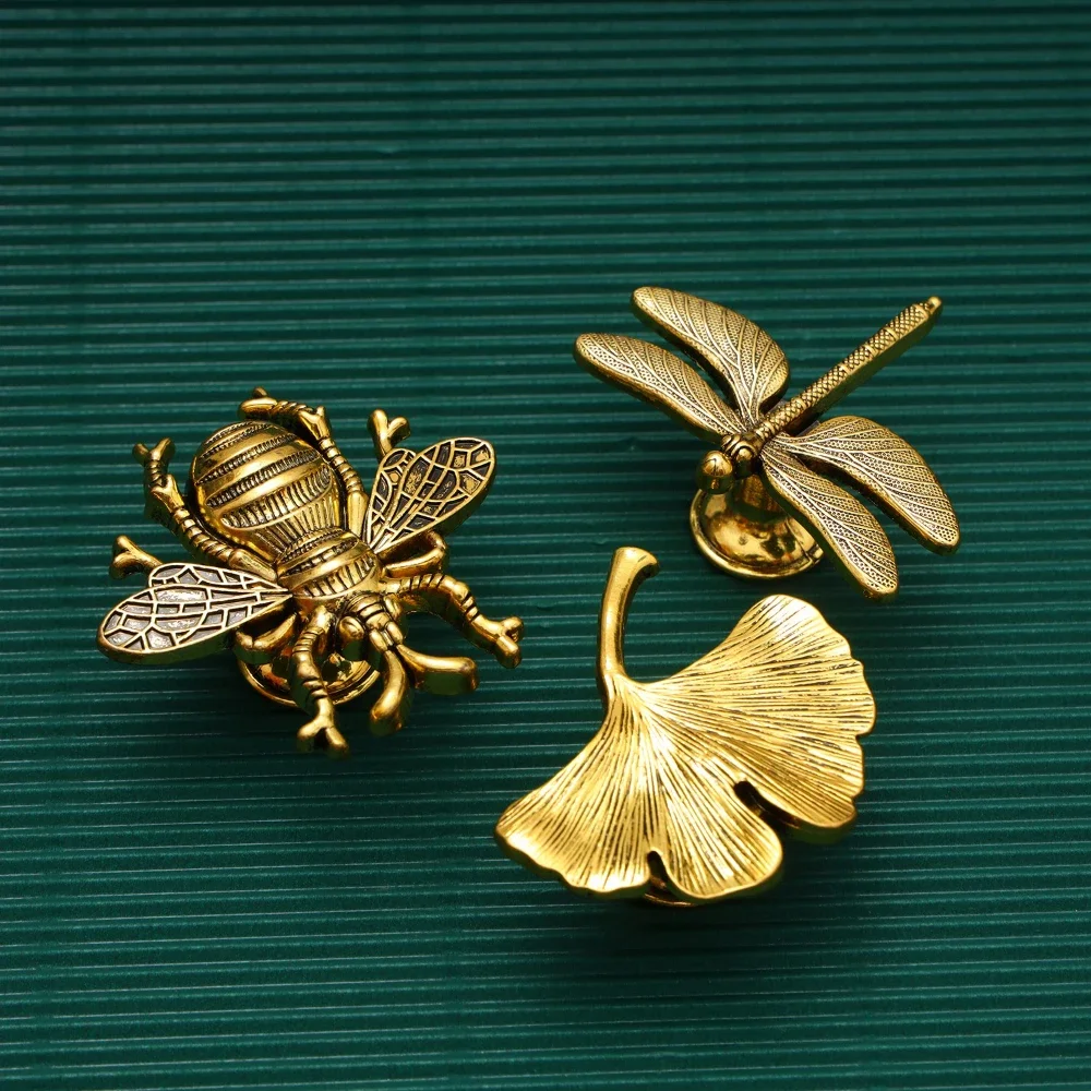 Furniture Handles For Cabinets And Drawers Zinc Alloy Drawer Pulls Bee Leaf Wardrobe Pulls Retro Antique Gold Silver Handles Furniture Handles