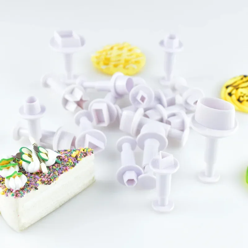 DIY Heart Pentagram Star Seal Round Plunger Cutter 3/4pcs Biscuit Cookie Cake Mold Cake Decorating Tools Kitchen Accessories cookie cutter cookie mould baking mold baking decorating tools