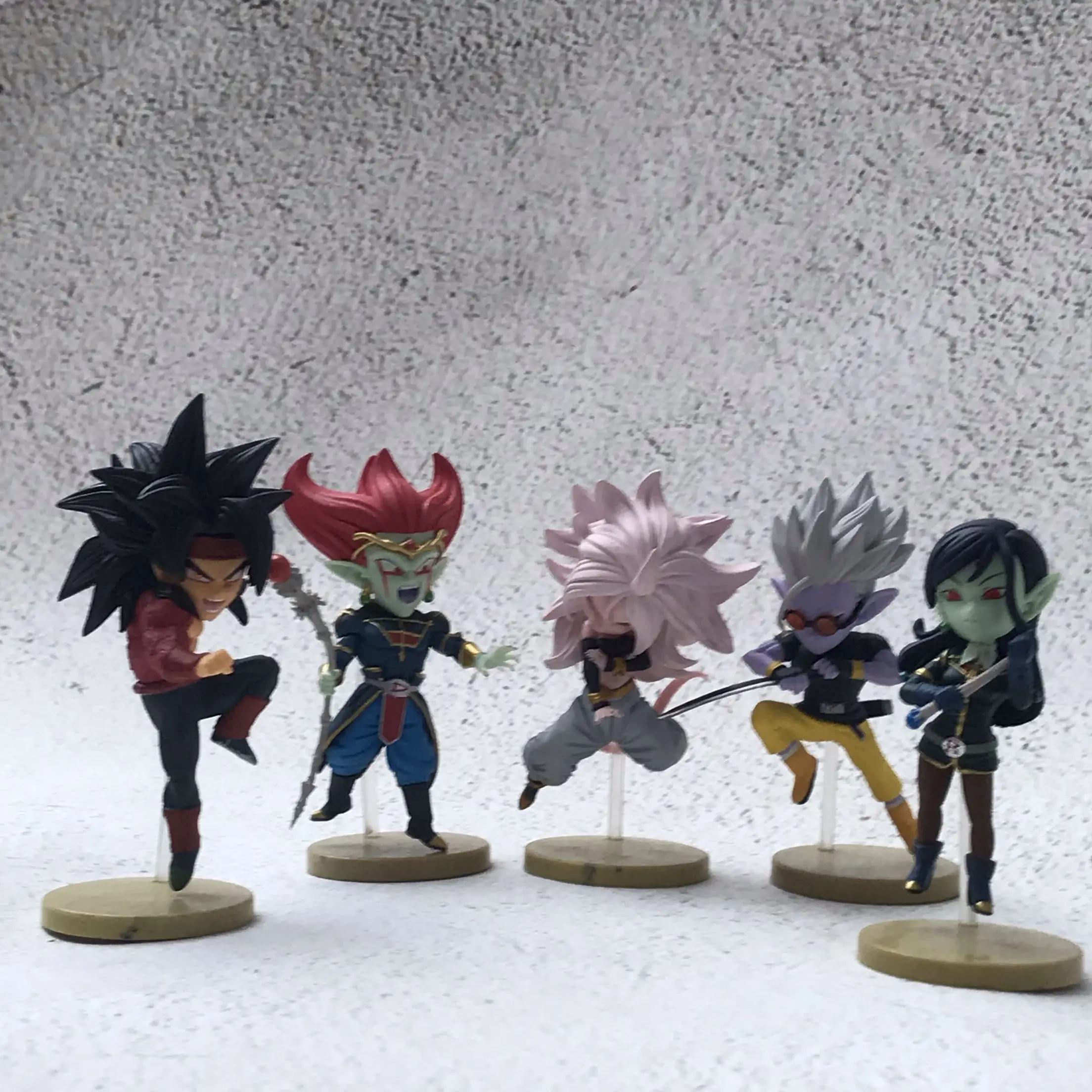 Dragon Ball Gashapon Giocattoli Android 21 Burdock Dende Vegeta Iv Karin-Sama Cell Action Figure Model Desktop Ornament Toys