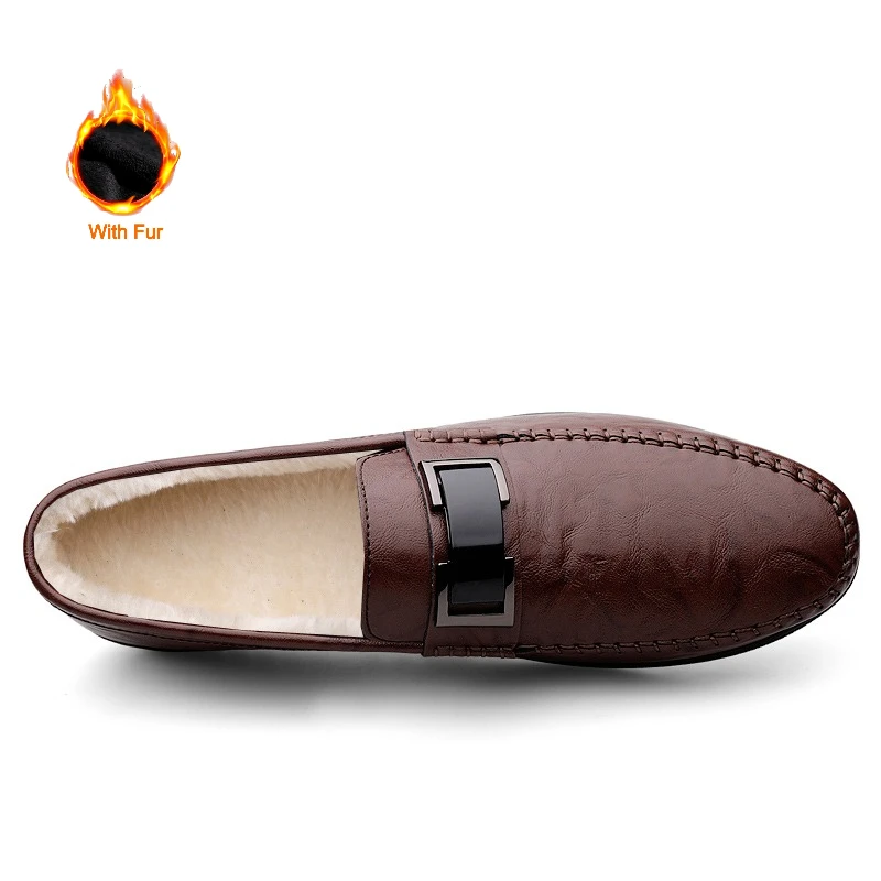 أحذية رجالية جديدة ذات لون موحد، مريحة للخارج، مقا...