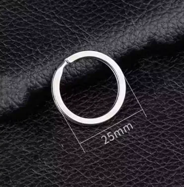 Titanium Alloy Quick-Hang Keychain with Horseshoe Clasp