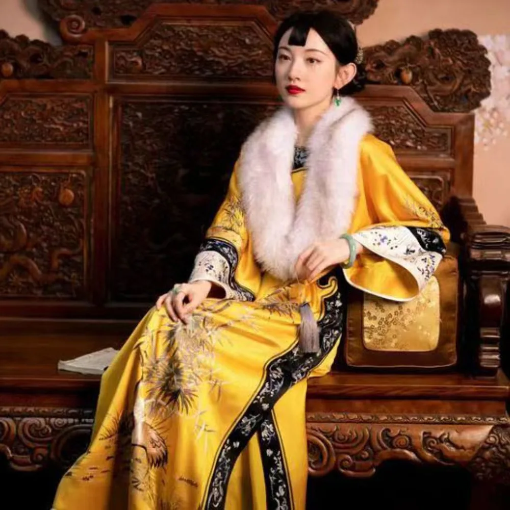 Autumn Vintage Round Neck Gold Satin Long Sleeved Cheongsam Dresses Women Qipao Qing Dynasty Cosplay Princess Costumes Vestidos chinese dress