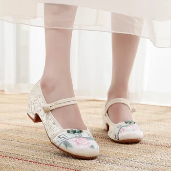 Shoes for Women Embroidery Ethnic Style Traditional Old Beijing Streetwear Dance Vintage Cheongsam Chinese Style Hanfu Qi Pao 1