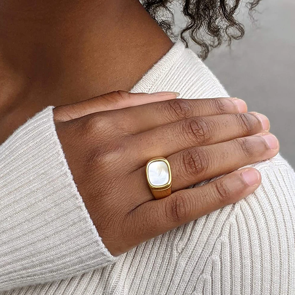 Vintage Silver White Shell Square Ring