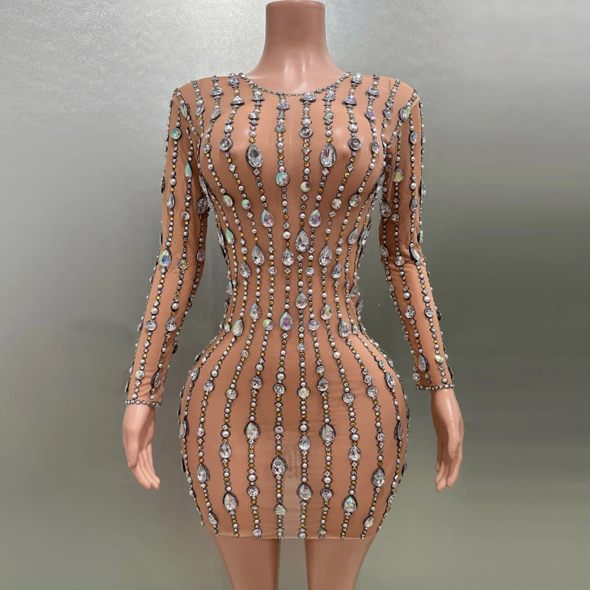 

Женское мини-платье с длинным рукавом, блестящее