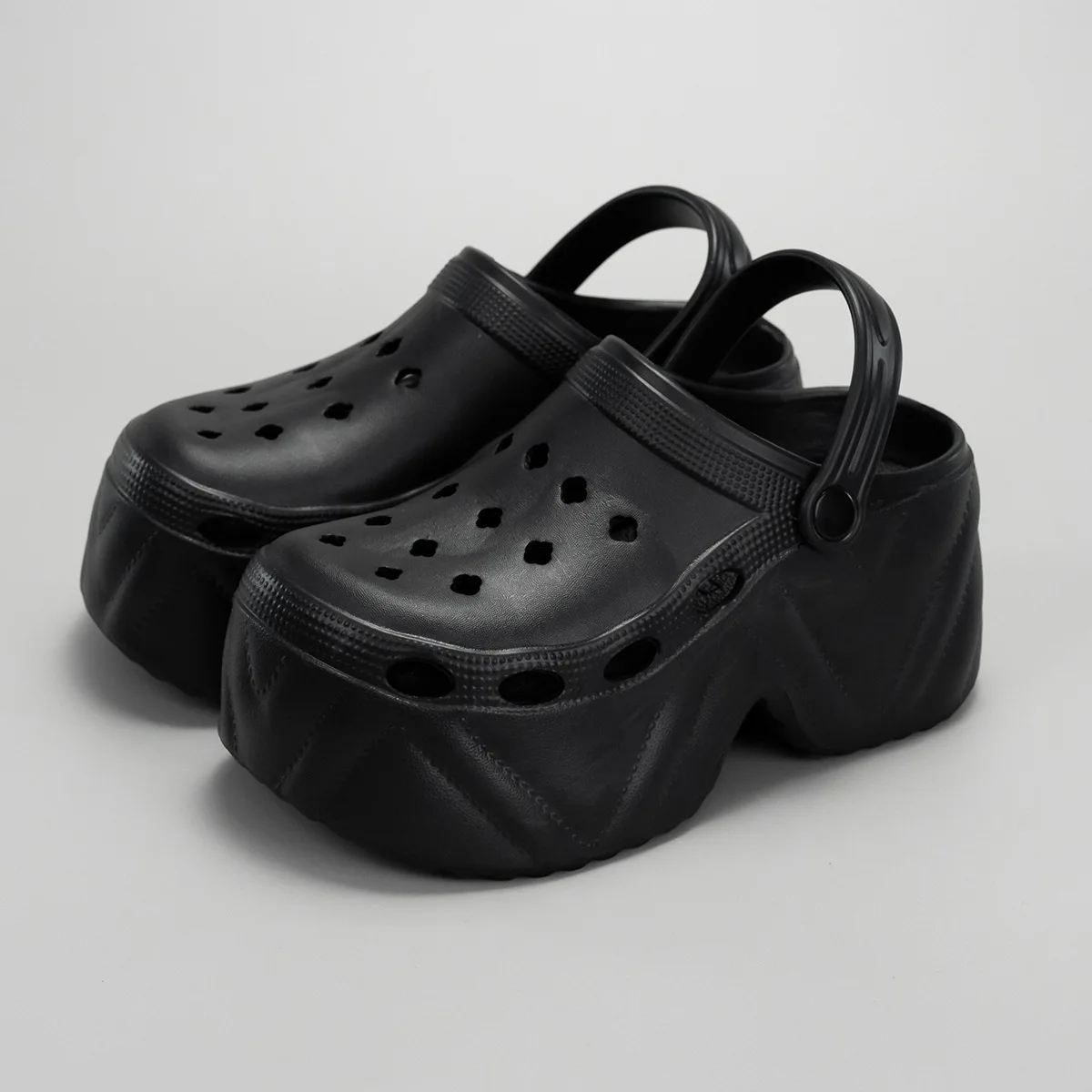 إيفا صنادل أرضية مكتنزة للنساء الصيف سميكة القاع قباقيب النعال امرأة مغلقة تو عدم الانزلاق أحذية الشاطئ للحديقة الشريحة