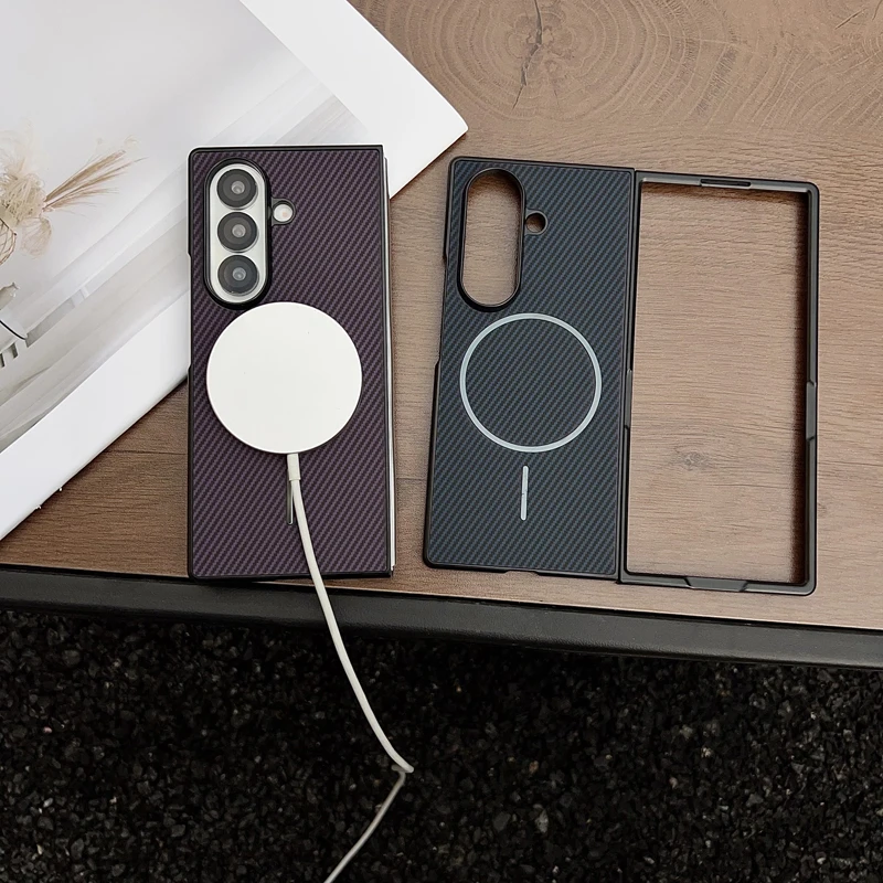 ELVEV Magnetic Luxury Carbon Fiber Pattern Leather Case with Wireless Charging Back Shell
