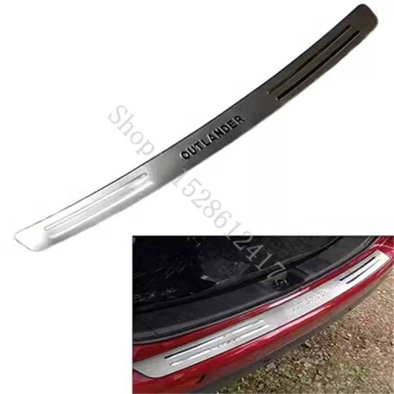 

For Toyota Highlander 2015 2016~2021 car styling Rear Bumper Protector Sill Trunk Rear guard Tread Plate Trim car Accessories