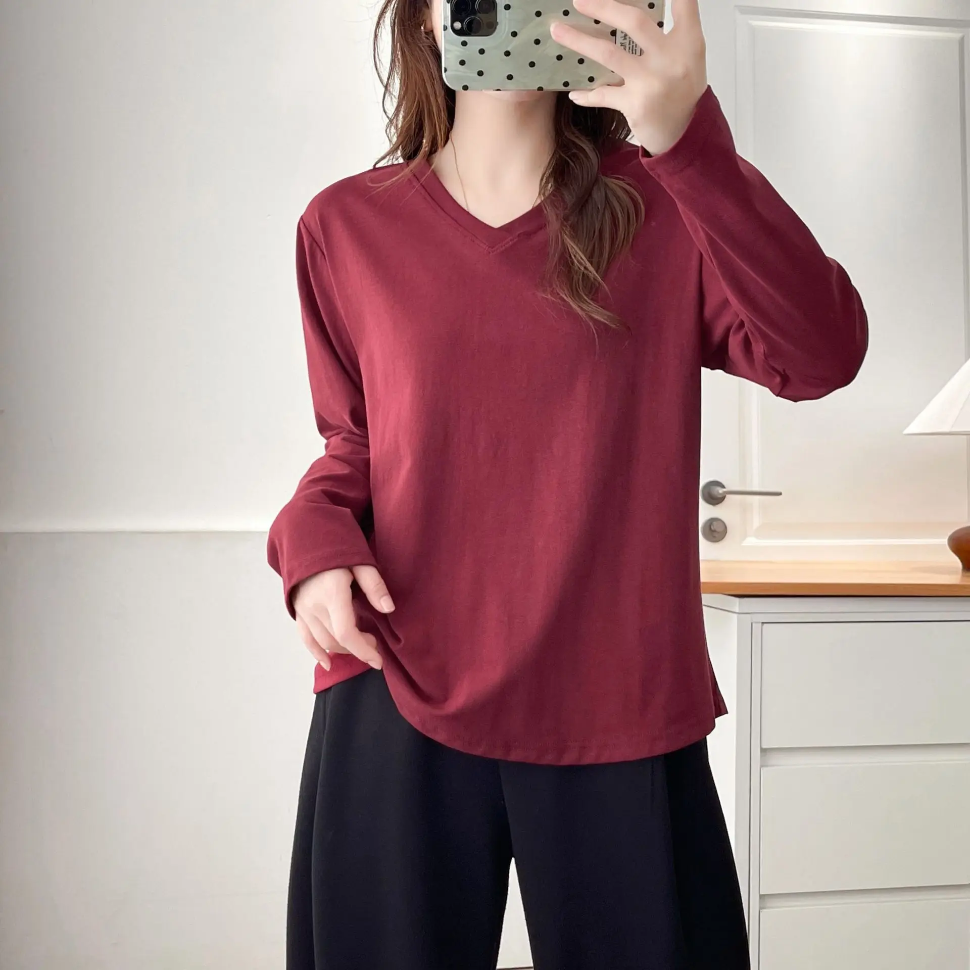 XXXXL Fashion Plus Size Women's T-Shirt Simple V-neck Solid Color Long Sleeved Base Tops Spring And Autumn Innerwear 8221