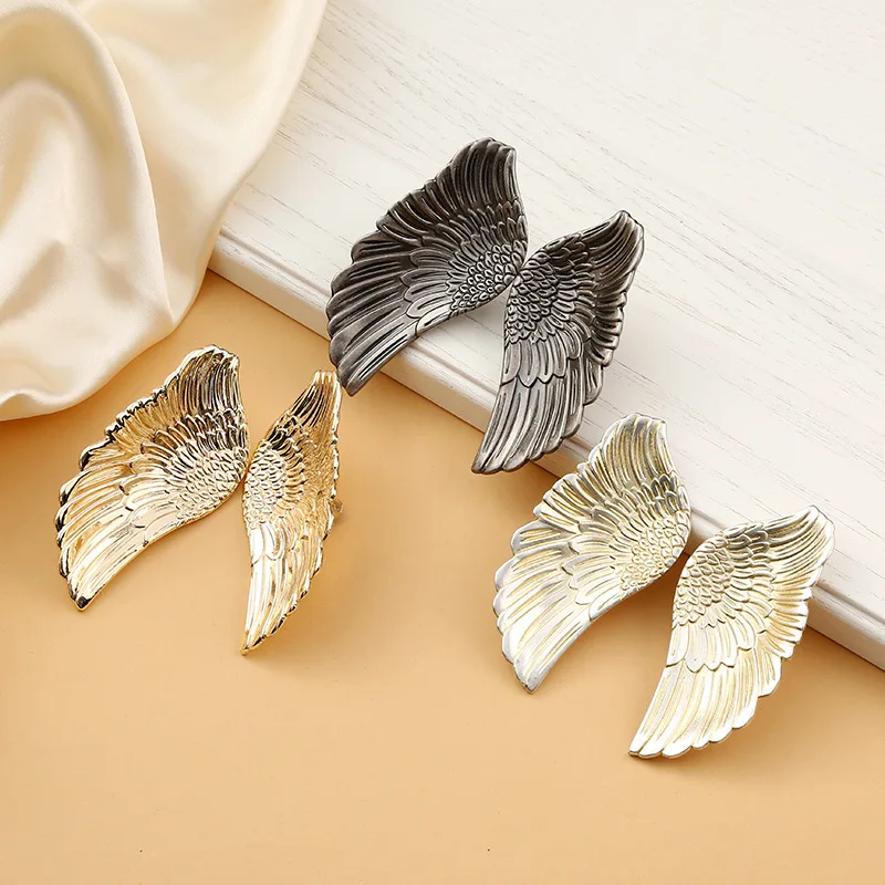 Angel Wing Shaped Drawer Knob Zinc Alloy Door Handles Brass Color Single Hole Cupboard