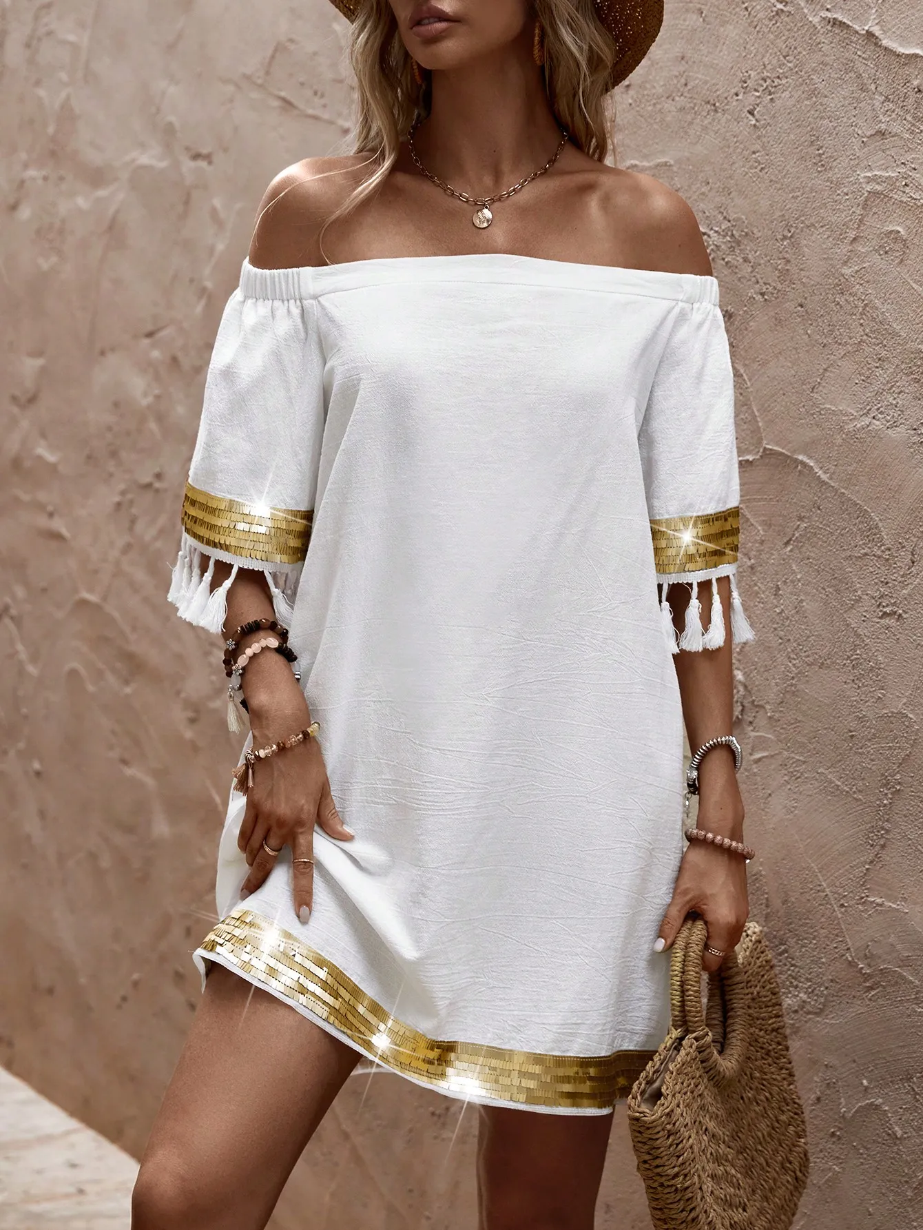 

Летнее женское элегантное пляжное мини-платье с открытыми плечами и блестками, летние сексуальные платья с коротким рукавом, модное повседневное свободное платье