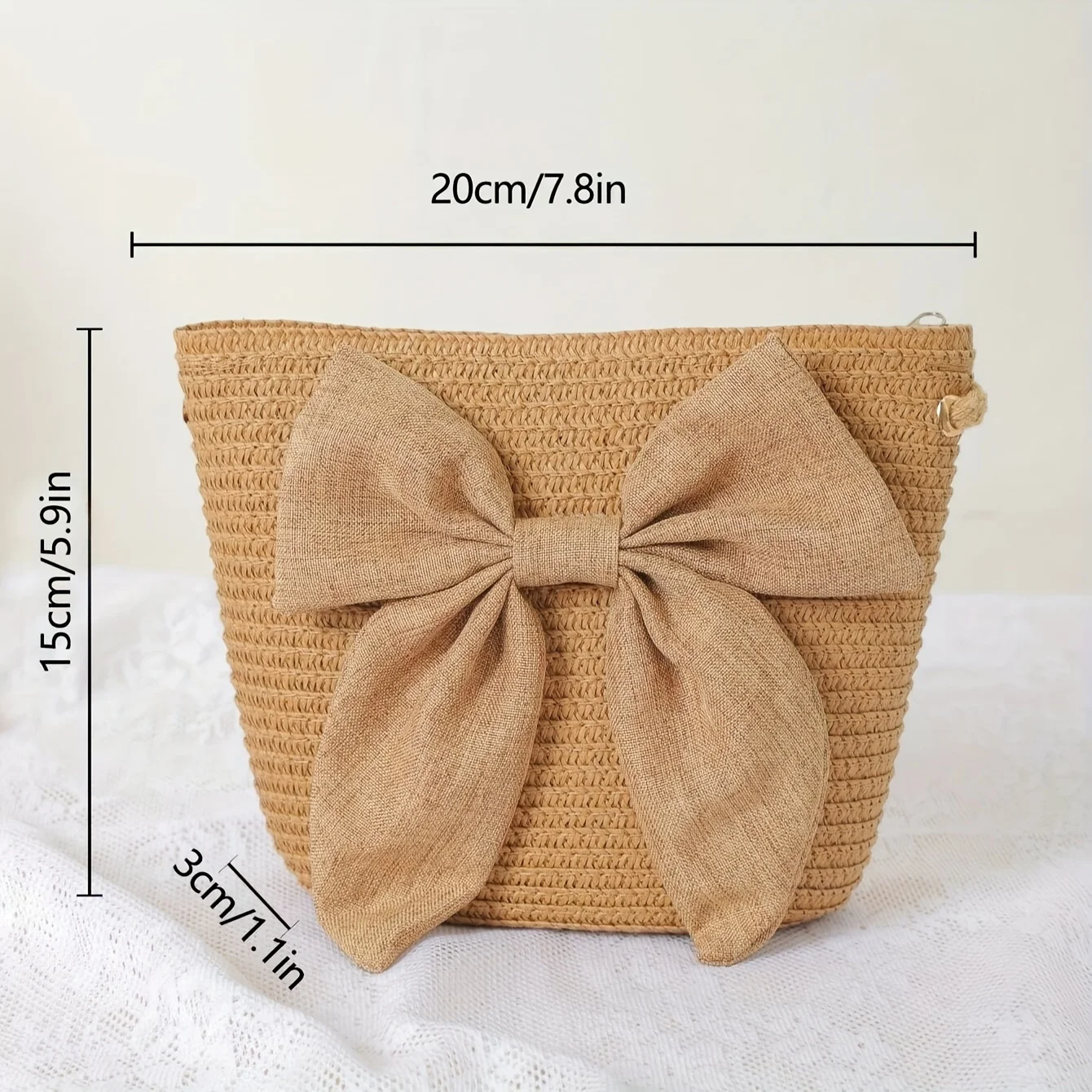 Elegant Beige Straw Crossbody Bag - Woven Texture, Zip Closure, Ideal for Beach Vacations, Weddings, Summer Outings