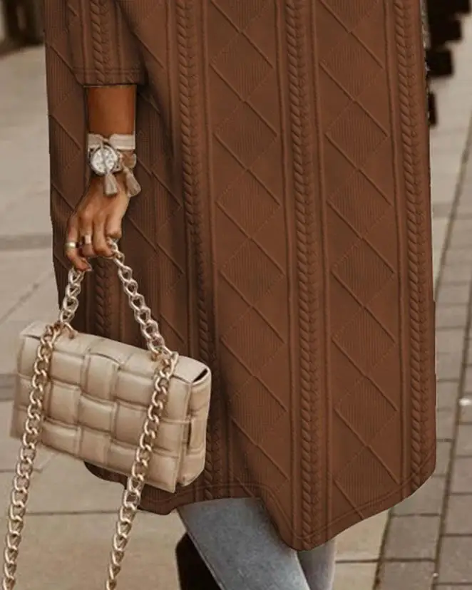 Рисунок 3 - Женская куртка Осень 2023