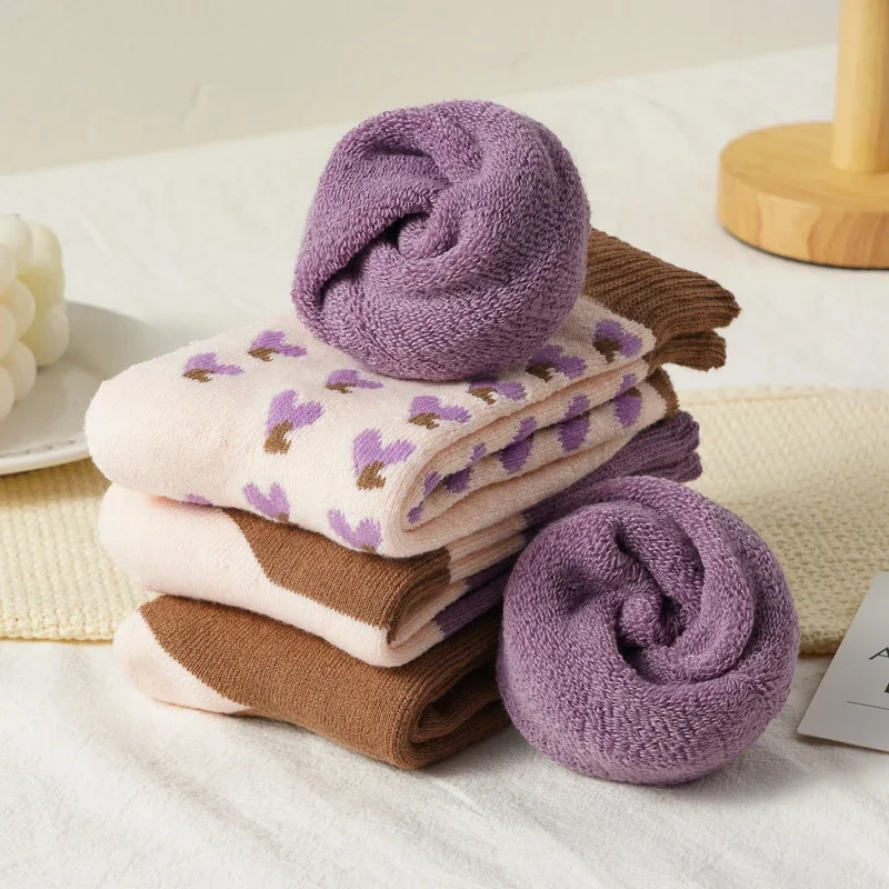 4 Pairs Women's Autumn Winter Thick Terry Socks Love Cold-proof Warm Plush Mid-tube Socks Comfort Home Sleeping Floor Socks