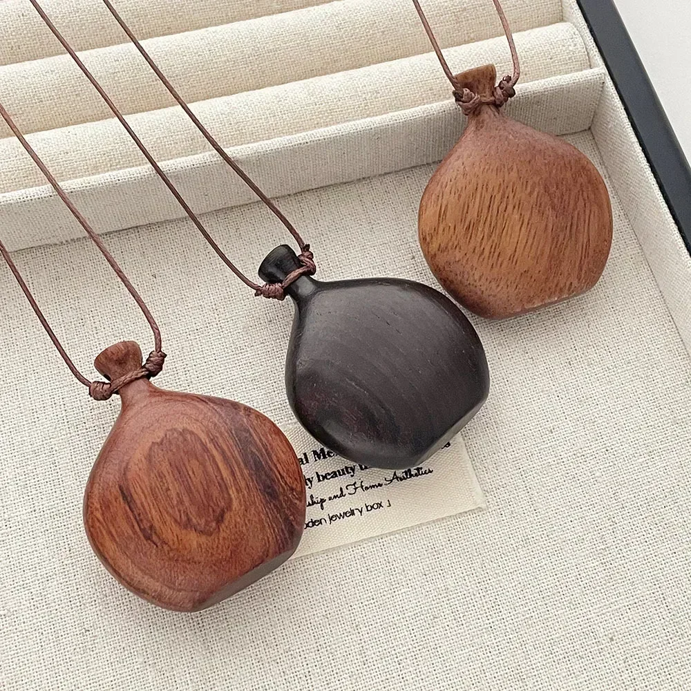 Wood Pendant Necklaces for Women