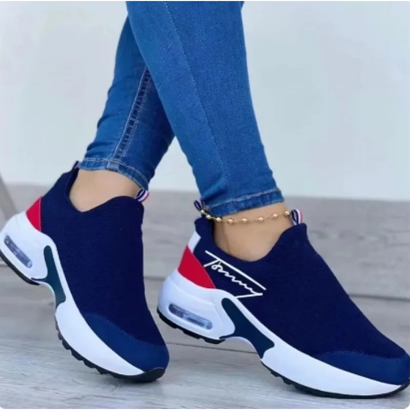 2024 New Large Size Muffin Thick Soled Slip-on Sports Shoes Women Spring and Summer New Air Cushion Lazy Shoes Women's Shoes