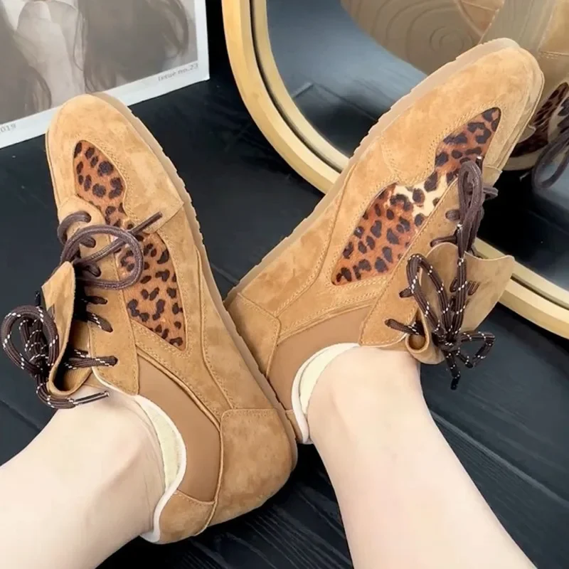 Women Leopard Vintage Vulcanized Shoes Letter Printed Sports Falts Lace-up Streetwear Sneakers Outdoor Casual Trainers casual sneakers women cowhide shoes