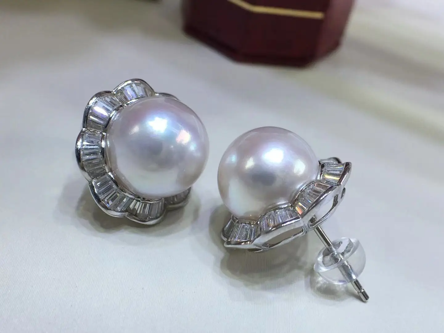 

Huge Classic 11-12mm South Sea Round White Pearl Earring 925s(mr)