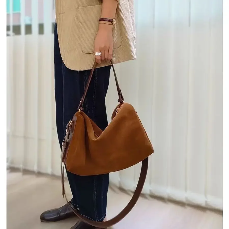 

2024 Female Fashion Designer New High Quality Suede Panel Shoulder Underarm Bag Retro Crossbody Tote Bag Luxury women Wallets