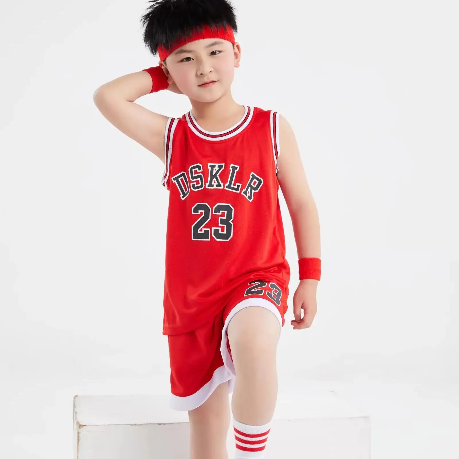 Kids Sports Suit 24/25 Children's clothing suit boy girl Fans Basketball Jerseys Bull 23 game team uniform training Vest and shorts