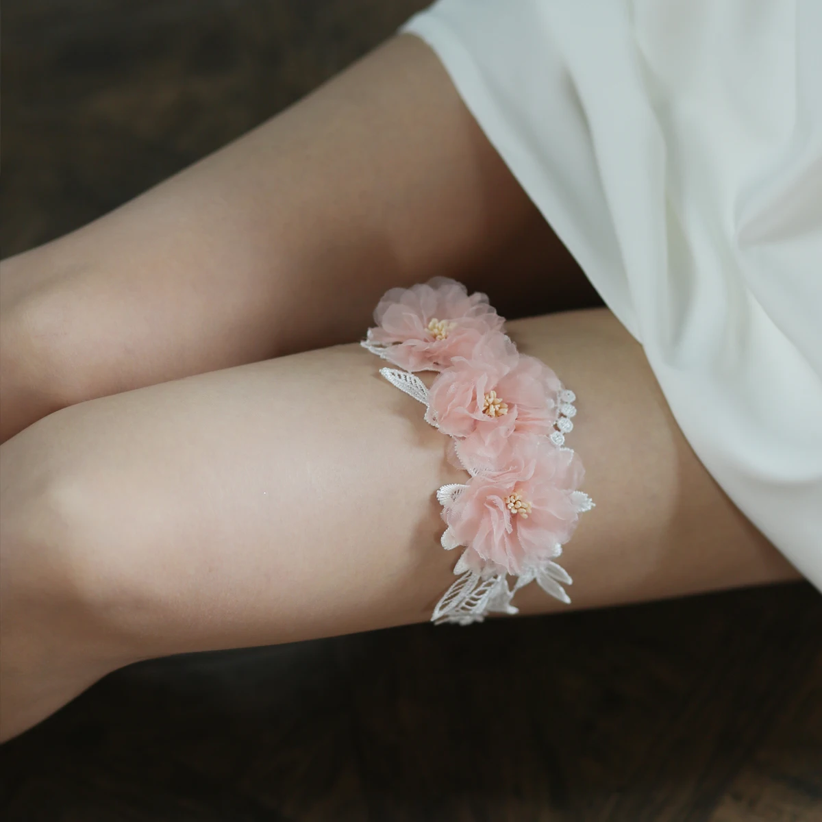 

LR026 Fairy Wedding Bridal Garter Pink Organza Flowers Lace Leaves Elastic Band Brides Bridesmaid Leg Ring Women Sexy Gifts