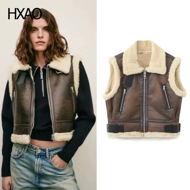 

HXAO Winter Vests for Women Faux Leather Fur Vest Vintage Cropped Waistcoat Short Duffle Coats Warm Sleeveless Bomber Jackets