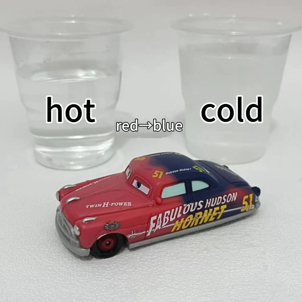 MINISO Disney Pixar Cars 3 Temperature-variable Model Lightning Mcqueen Racing Family Mack Uncle Car Toy Boy Girl Children Gift 3